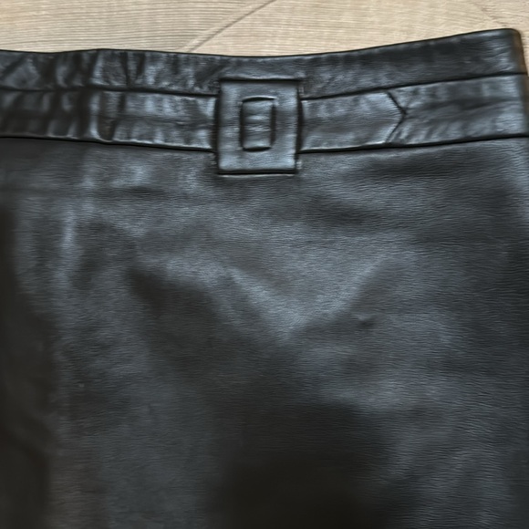 Armani Collezioni leather skirt black size 10 - Picture 2 of 8